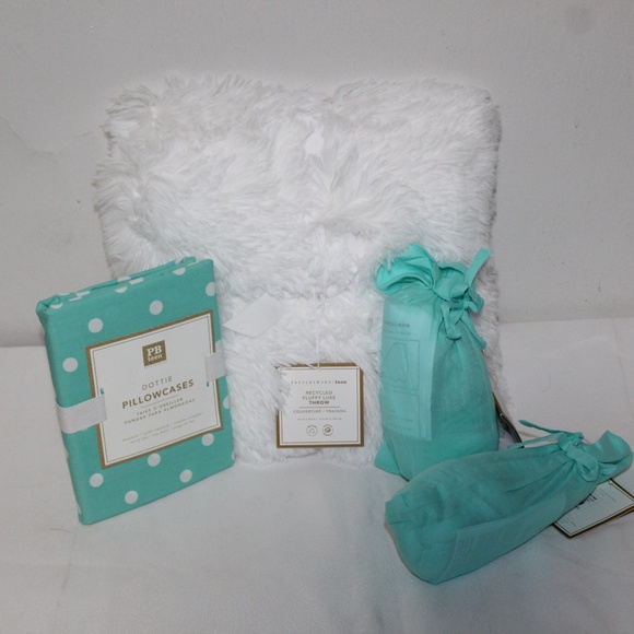 Pottery Barn: Fluffy Luxe Throw, Dottie Pillow Cases & Twisted Sheer Curtain (4) - Picture 1 of 10